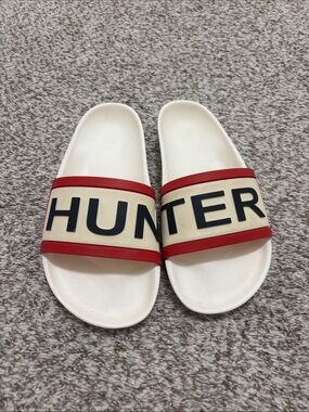 Hunter White Slides 6
